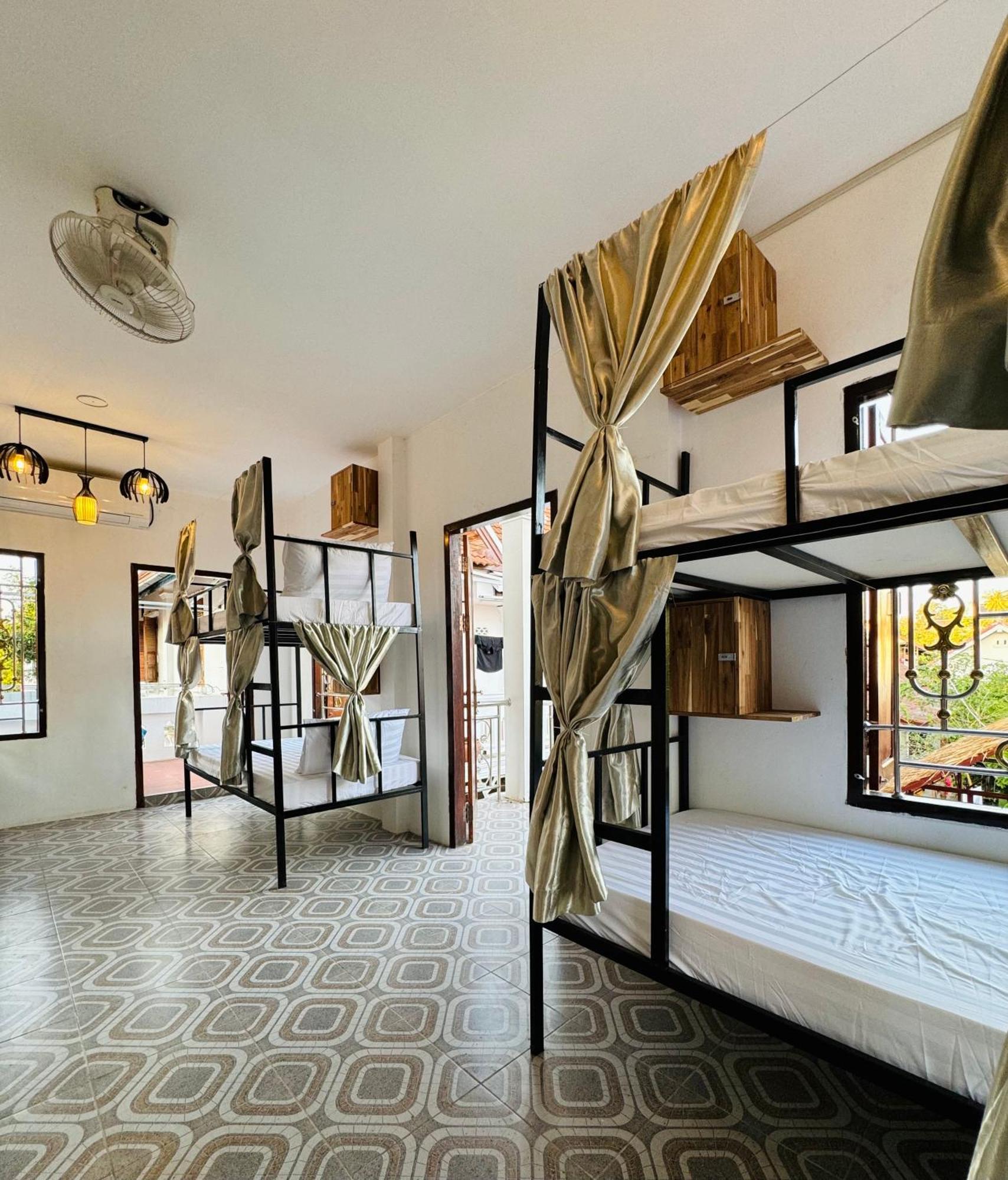 Sabai Sabai Backpackers Hostel Luang Prabang Zewnętrze zdjęcie